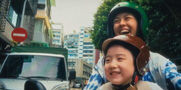 Netflix Streaming From: 28 November 2025 A dark psychological drama exploring identity, trauma, and unique artistic talent. Ideal for slow-burn thriller lovers.